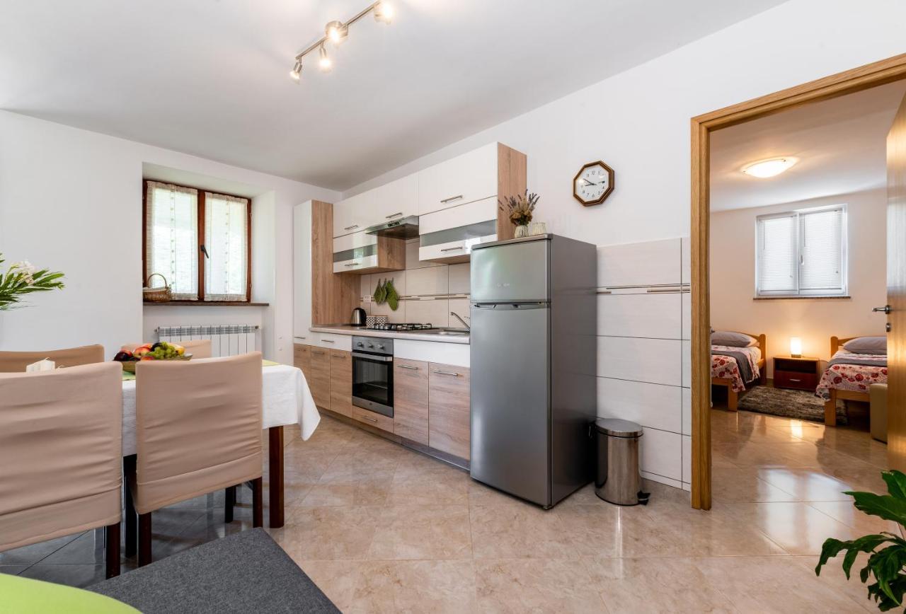 Apartmani Antonija Vozilici Экстерьер фото